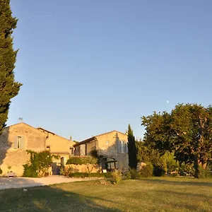 *** Couette-café Le Mas En Provence France